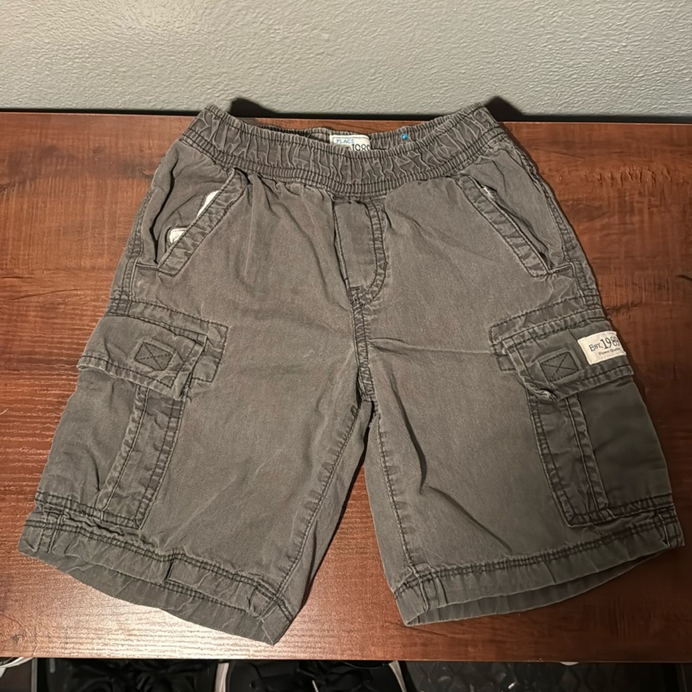 Children’s place cargo shorts